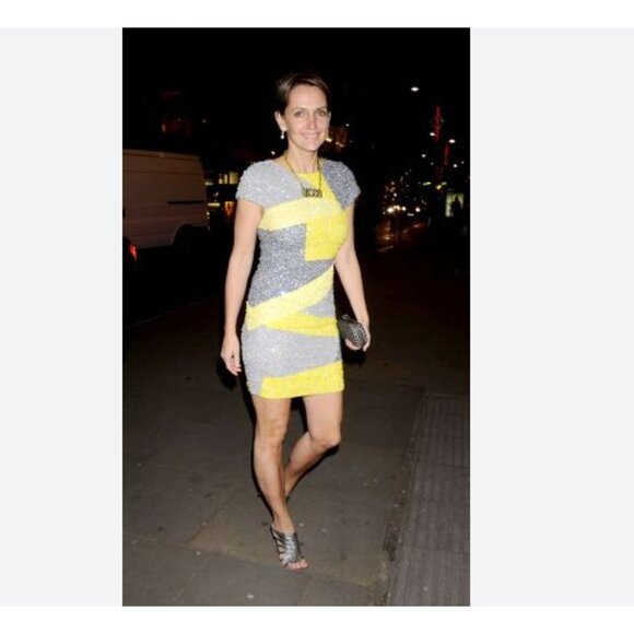 Alice + Olivia Taryn Colorblock Sequin Dress Mini Party Cocktail Yellow Gray 6 - Picture 3 of 16